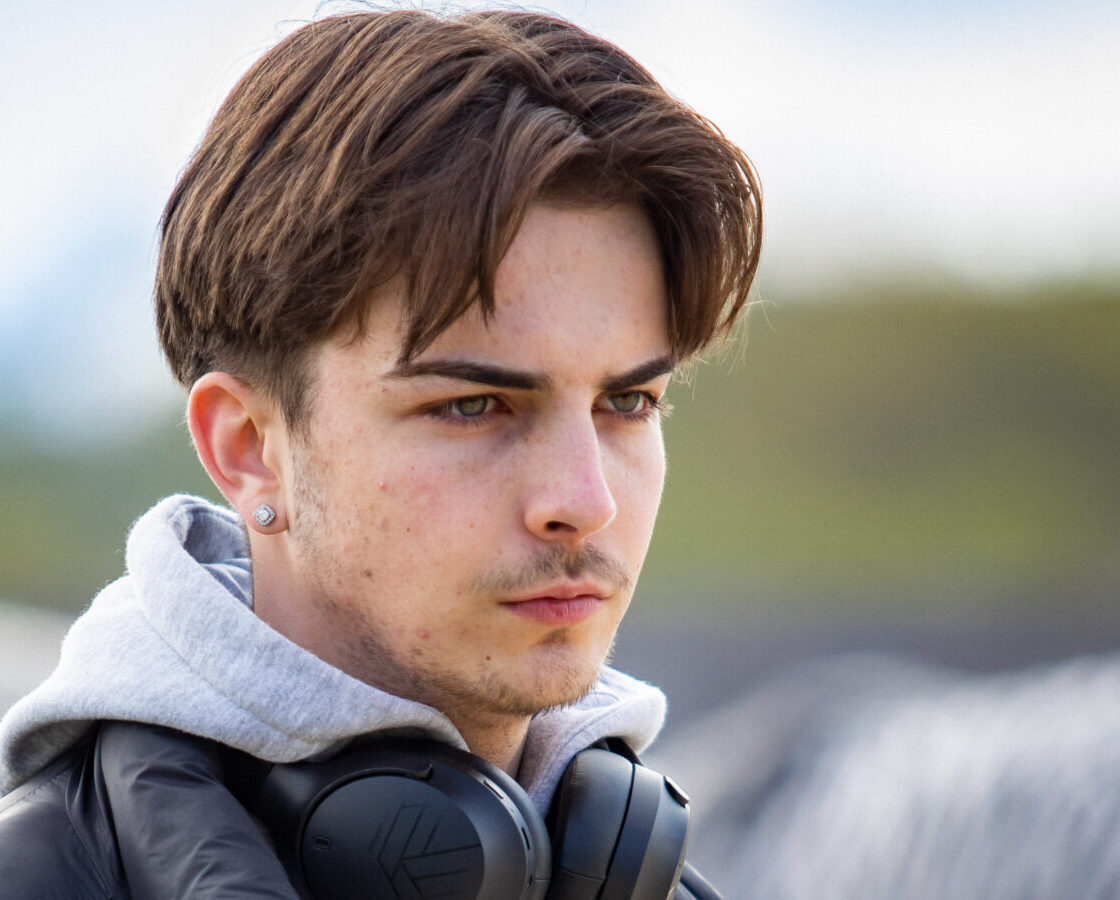 On set photography by Tom Graham for The Healer.